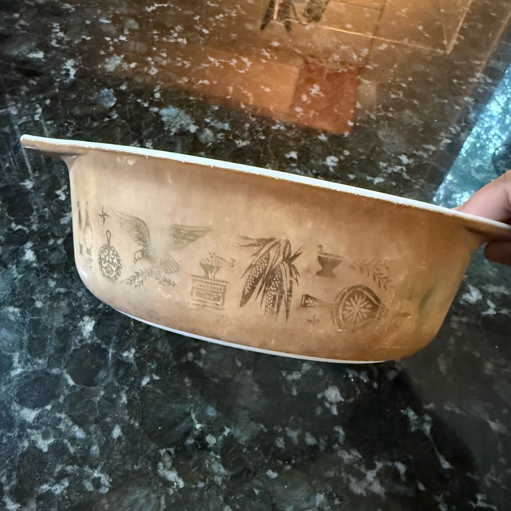 Pyrex Early American 043 Oval Casserole Dish Only Brown Gold 1 1/2 Qt Eagle Corn
